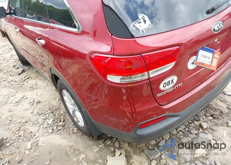 2018 Kia Sorento 2.4L Lx z USA, uszkodzony, nr VIN 5XYPGDA39JG425500